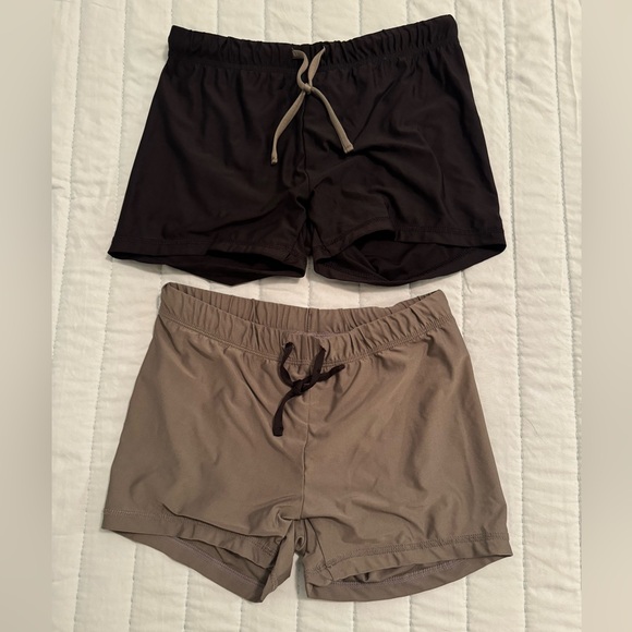 H&M Boys Swim Trunk (tight fit) or Girls Swim Bottom Size 12/14 ITEM #1004 - Picture 1 of 4